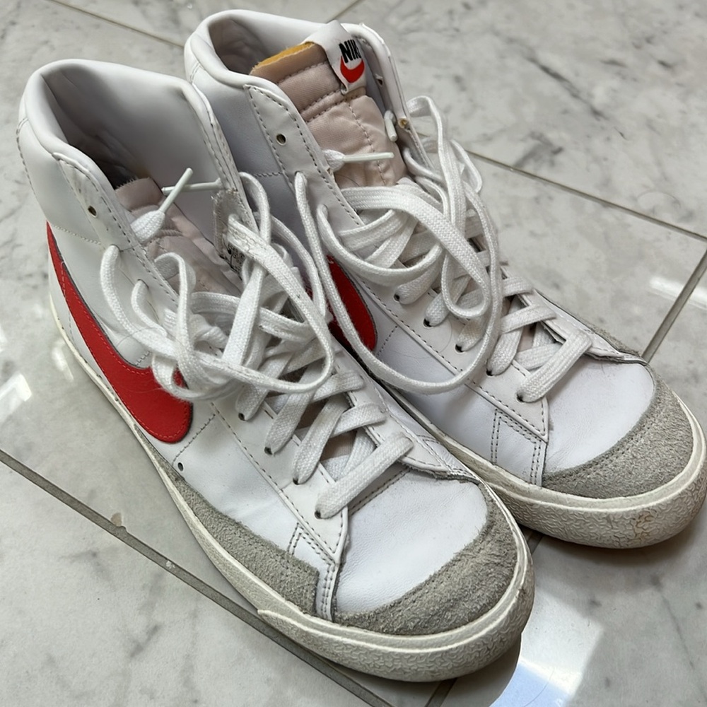 Nike Blazers Women’s - Picture 5 of 5